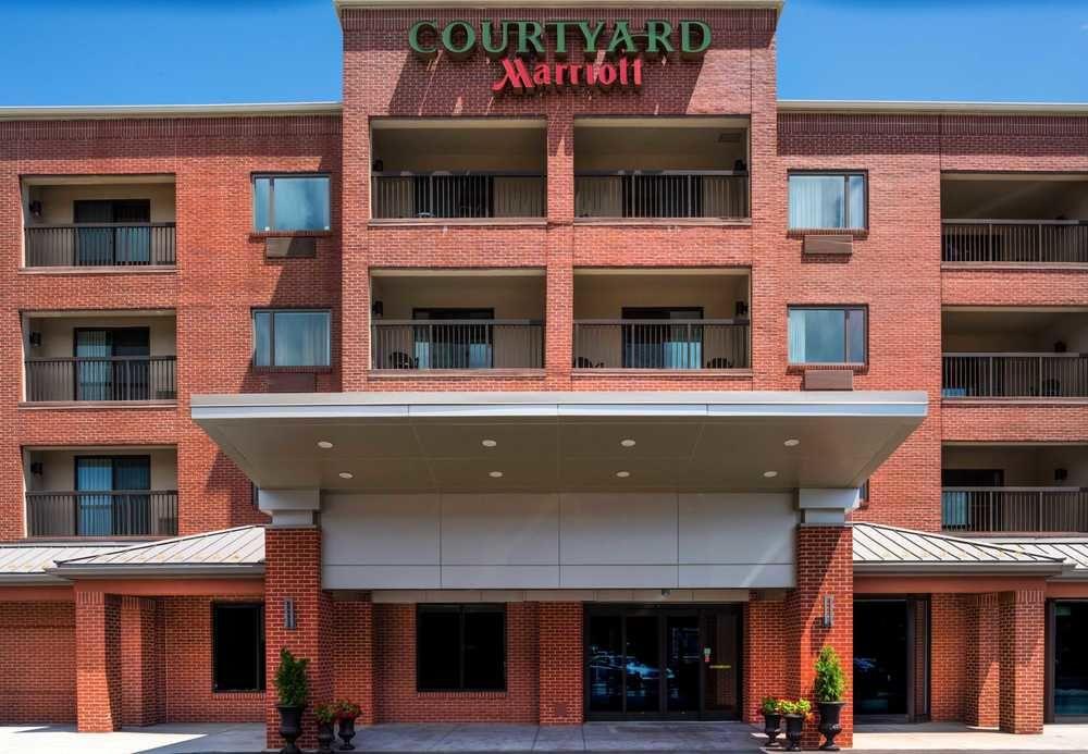 Courtyard Worcester Exterior photo