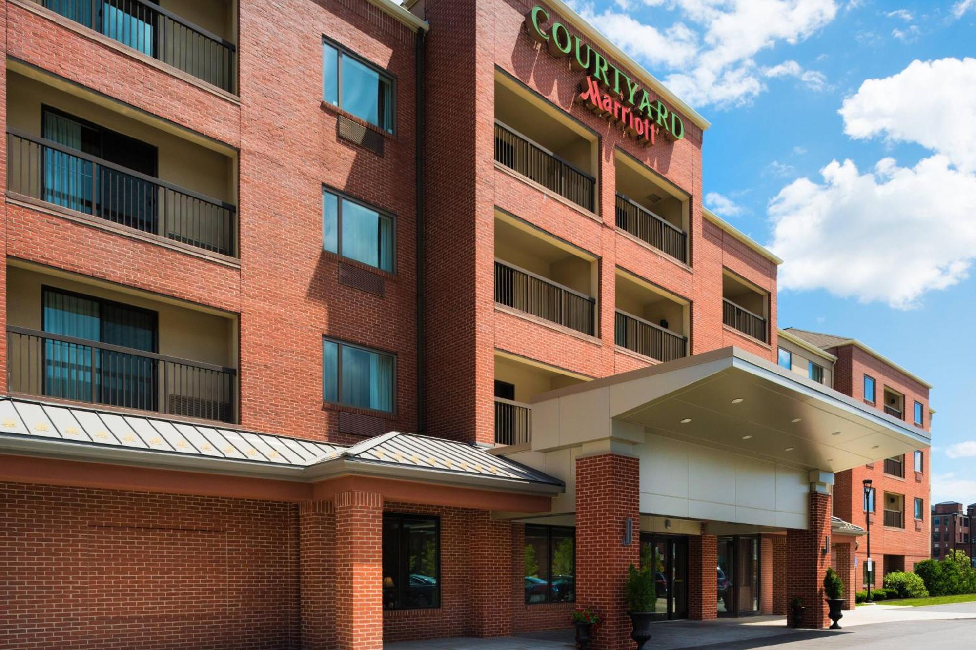 Courtyard Worcester Exterior photo